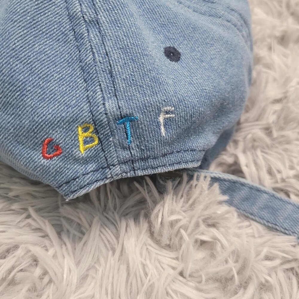 Friends Cap - Picture 3 of 4